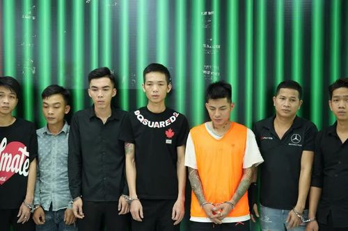 Bắt giữ 7 đối tượng liên quan vụ lái ô tô tông đám đông trước quán ăn