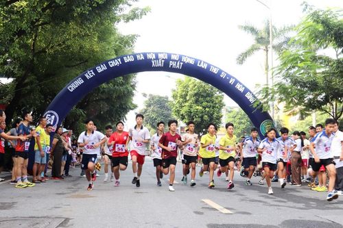 Giải chạy Báo HàNộimới mở rộng phường Kiến Hưng quy tụ nhiều CLB Runner