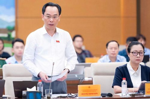 Bộ trưởng Bộ Giáo dục và Đào tạo nói lý do dự kiến bỏ cộng điểm IELTS trong xét tuyển đại học