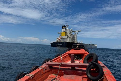 Tàu chở hơn 174.000 tấn quặng gặp sự cố ngoài khơi Quảng Ngãi