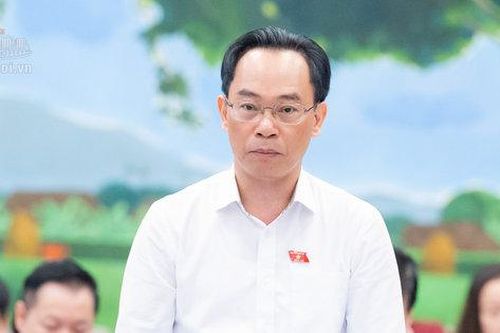 Bộ trưởng Bộ Giáo dục và Đào tạo: Không để xảy ra thiếu sách giáo khoa trong những năm học sau