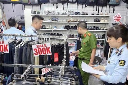 Hà Nội siết chặt chống hàng lậu - hàng giả những tháng cuối năm