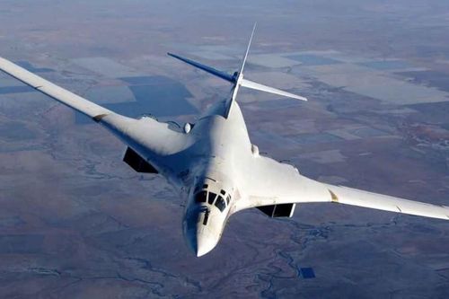 Oanh tạc cơ Tu-160M Nga sở hữu sức mạnh khiến Mỹ 'ngưỡng mộ'