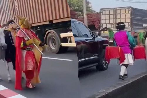 Xác minh clip 'thầy trò Đường Tăng' cưỡi ngựa trên làn ô tô ở TPHCM