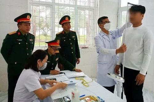 Trốn khám nghĩa vụ quân sự, có thể bị phạt đến 75 triệu đồng