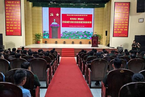 Đổi mới văn hóa văn nghệ trong quân đội: Giữ vững định hướng, chủ động chiếm lĩnh không gian số