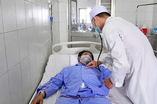 Cần Thơ: Cứu sống bệnh nhân bị hai thanh sắt đâm nhờ báo động đỏ nội viện