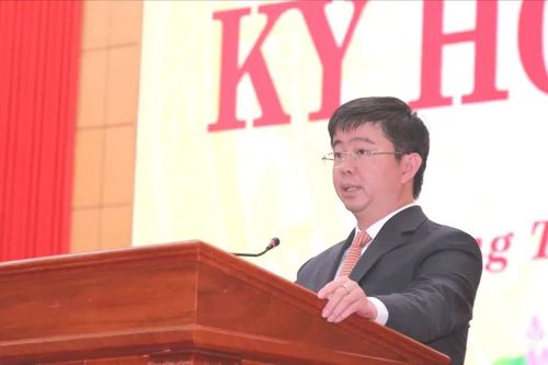 Đồng chí Bùi Hoàng Phương giữ chức Chủ tịch UBND tỉnh Quảng Trị