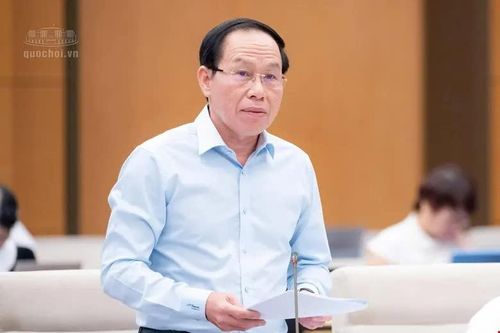 Khắc phục triệt để tình trạng thiếu sách giáo khoa