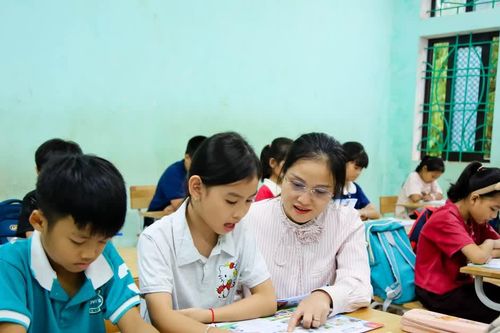 Đưa tiếng Anh đến gần học sinh miền núi Mường Vang