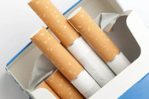Đề xuất cấm bán thuốc lá online, người bán phải kiểm tra VNeID người mua