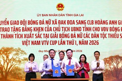 Đội bóng nữ Đắk Đoa về với CLB Hoàng Anh Gia Lai, hướng tới sân chơi chuyên nghiệp