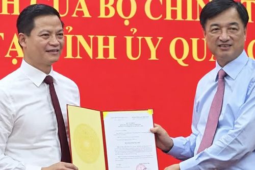 Bí thư Quảng Trị Vương Quốc Tuấn đề nghị không tặng hoa chúc mừng