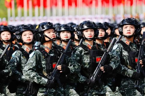 Tổ chức diễu binh, diễu hành kỷ niệm 100 năm thành lập Đảng