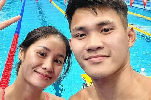 Nữ kình ngư lật đổ 2 kỷ lục của Ánh Viên