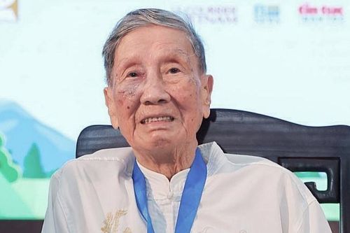 Nhạc sĩ Phạm Tuyên nhập viện cấp cứu