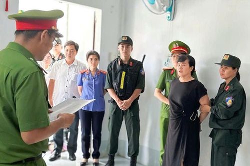 Công an TP Cần Thơ bắt giam chủ tài khoản Facebook 'Nguyễn Thị Châu'