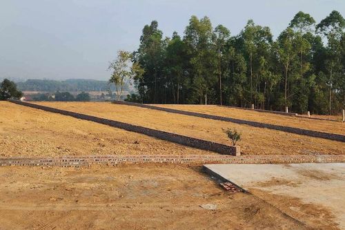Đề xuất đưa đất nền ngoài dự án vào luật, chặn 'đầu nậu' phân lô bán nền