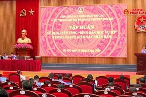 Tập huấn sử dụng nền tảng học tập phục vụ Phong trào 'Bình dân học vụ số'