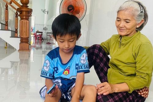 Rời khu sạt lở núi Cấm, người dân yên tâm trong ngôi nhà mới