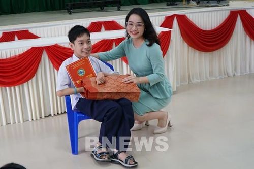 Cậu học trò xe lăn và hành trình không từ bỏ ước mơ