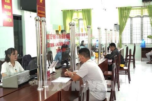 Từ 'hành chính phục vụ' đến 'hành chính chủ động'
