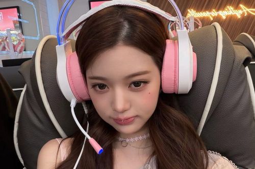 Jang Won Young (IVE) hé lộ khoảnh khắc đời thường, visual khiến fan rần rần