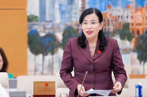 'Chưa bao giờ xảy ra sự cố thiếu sách giáo khoa lớn như lần này'
