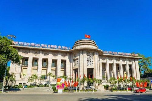 NHNN hút ròng hơn 62.500 tỷ đồng, áp lực thanh khoản ngắn hạn giảm rõ rệt