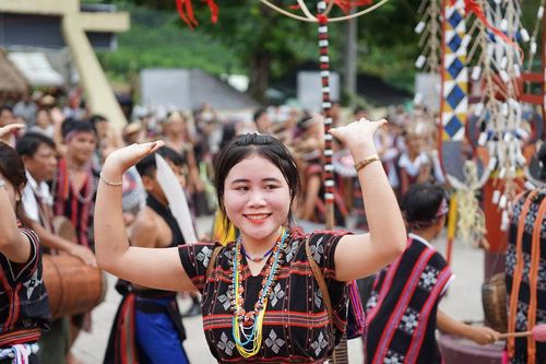 Văn hóa Cơ Tu mở lối phát triển du lịch