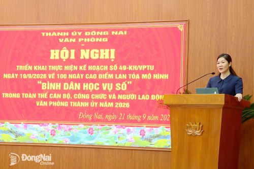 Văn phòng Thành ủy triển khai kế hoạch 100 ngày cao điểm lan tỏa mô hình ‘Bình dân học vụ số’