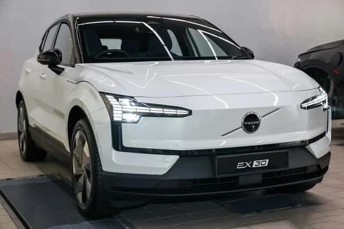 Volvo EX30 2027 giá gần 1,3 tỷ đồng, công suất 268 mã lực