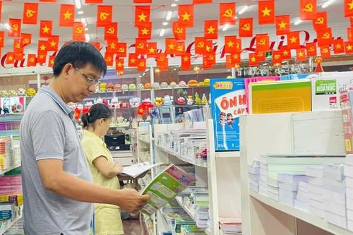 Gia Lai rà soát sát nhu cầu, bổ sung đủ sách giáo khoa