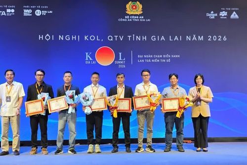 Chung tay lan tỏa giá trị tích cực trên không gian mạng