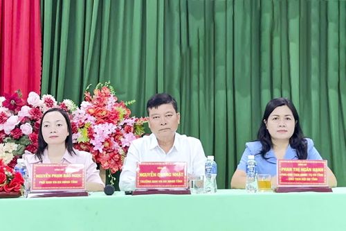 Đại biểu HĐND tỉnh Khánh Hòa tiếp xúc cử tri xã Phước Hữu