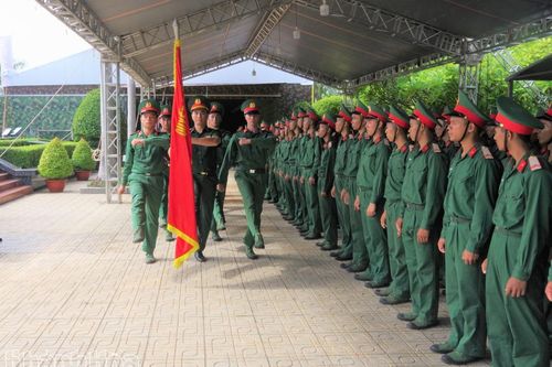 Luyện tập chuẩn bị tổ chức lễ viếng, truy điệu và an táng 45 hài cốt liệt sĩ