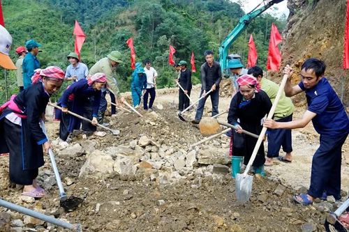 Xã Bản Liền phát động phong trào xây dựng đường giao thông nông thôn đợt 2, năm 2026