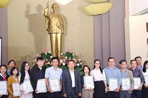 Ðưa giá trị lịch sử, văn hóa đến công chúng bằng tình yêu di sản