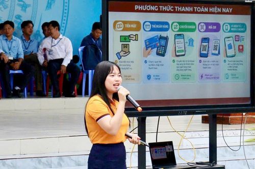 An Giang đưa giáo dục tài chính vào trường học