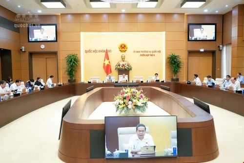 Không chuyển toàn bộ rủi ro đầu tư, kinh doanh điện sang Nhà nước, bên mua hoặc người sử dụng