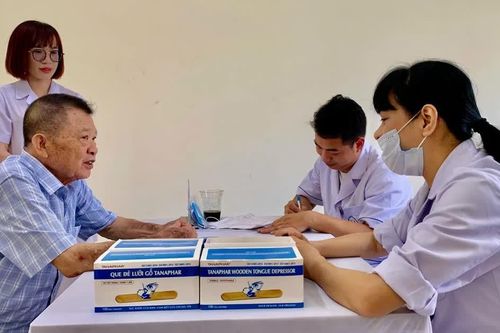 Đề xuất thêm 120 bệnh được kê đơn thuốc ngoại trú trên 30 ngày