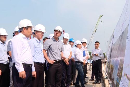 Tuyệt đối không để có mặt bằng nhưng nhà thầu triển khai chậm