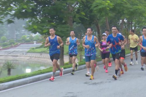 Hòa Bình Park Runners - Chạy vì hòa bình