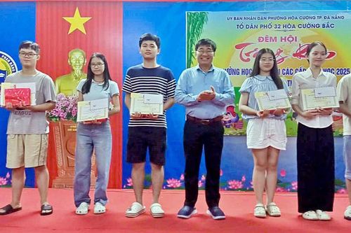 Ấm áp đêm Trung thu, lan tỏa tinh thần khuyến học ở Tổ dân phố 32 Hòa Cường Bắc, Đà Nẵng