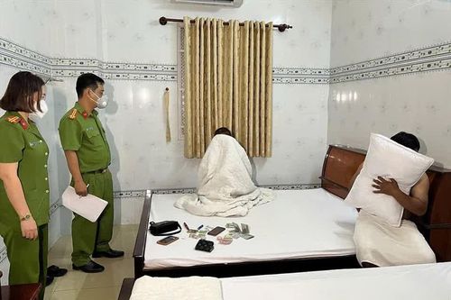 Công an tỉnh đấu tranh với đường dây môi giới mại dâm theo 'tour du lịch'