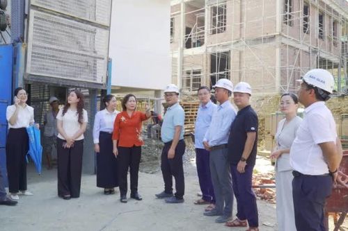 Phó Chủ tịch UBND tỉnh Hà Nhật Lệ kiểm tra kinh tế - xã hội 5 xã: Bảo Lạc, Cô Ba, Lý Bôn, Hưng Đạo, Cốc Pàng