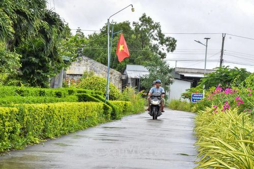 Giữ vững và nâng chất nông thôn mới