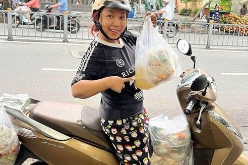 Nữ diễn viên là mẹ đơn thân quê An Giang, từng ngủ công viên, đi bán cơm, giao hàng kiếm tiền nuôi con