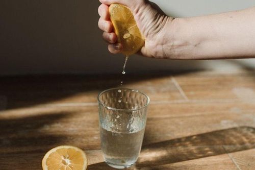 4 nguyên liệu quen thuộc pha với nước, vừa thải độc tố vừa hỗ trợ vóc dáng