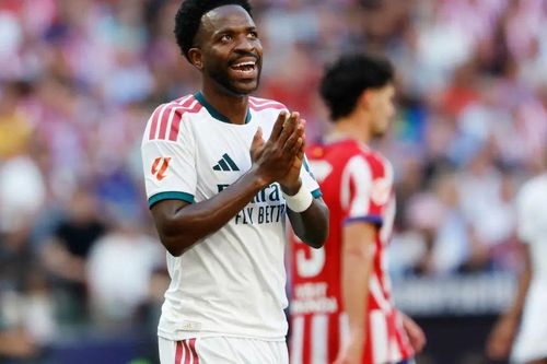 Vinicius mất dần vị thế trong đội hình Real Madrid